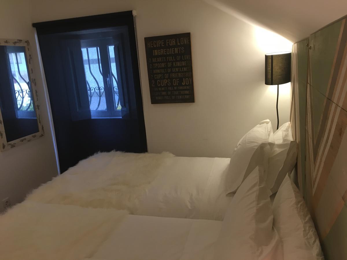Lucky'S Guesthouse Сан-Жуан-ду-Эшторил Экстерьер фото